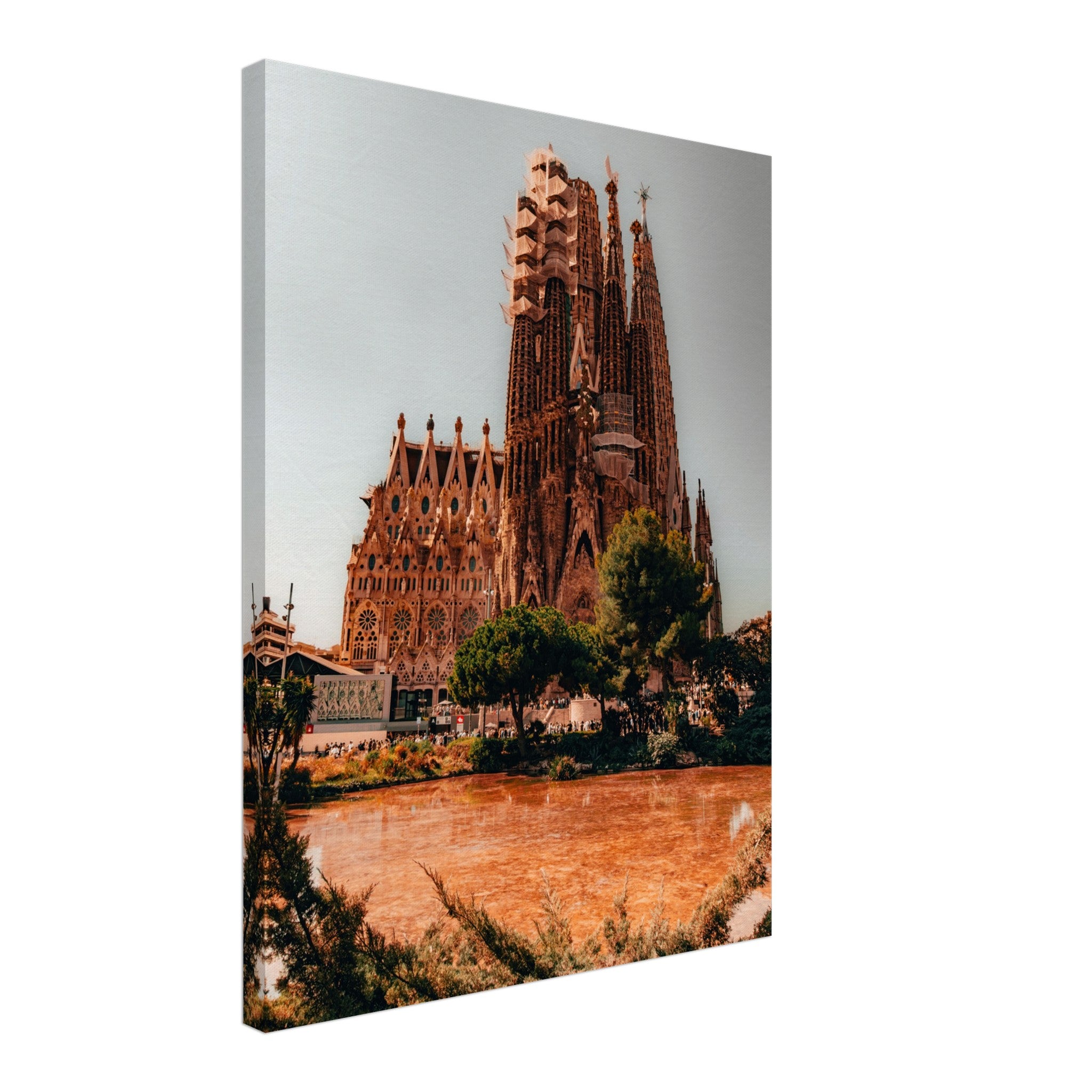 Barcelona's Icon: The Majestic Sagrada Família | Canvas